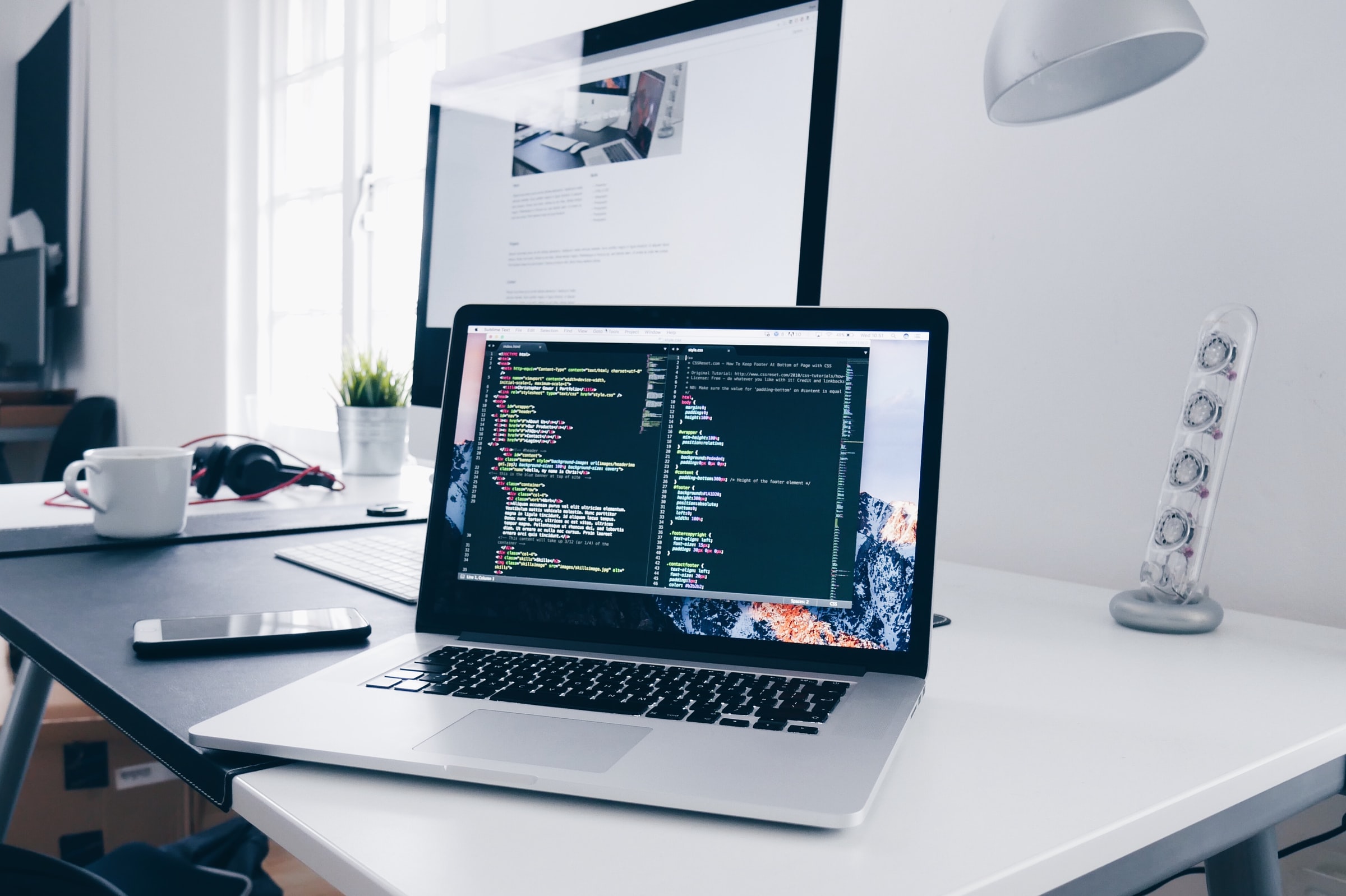 4 Questions to Ask Before Establishing a Brand Online