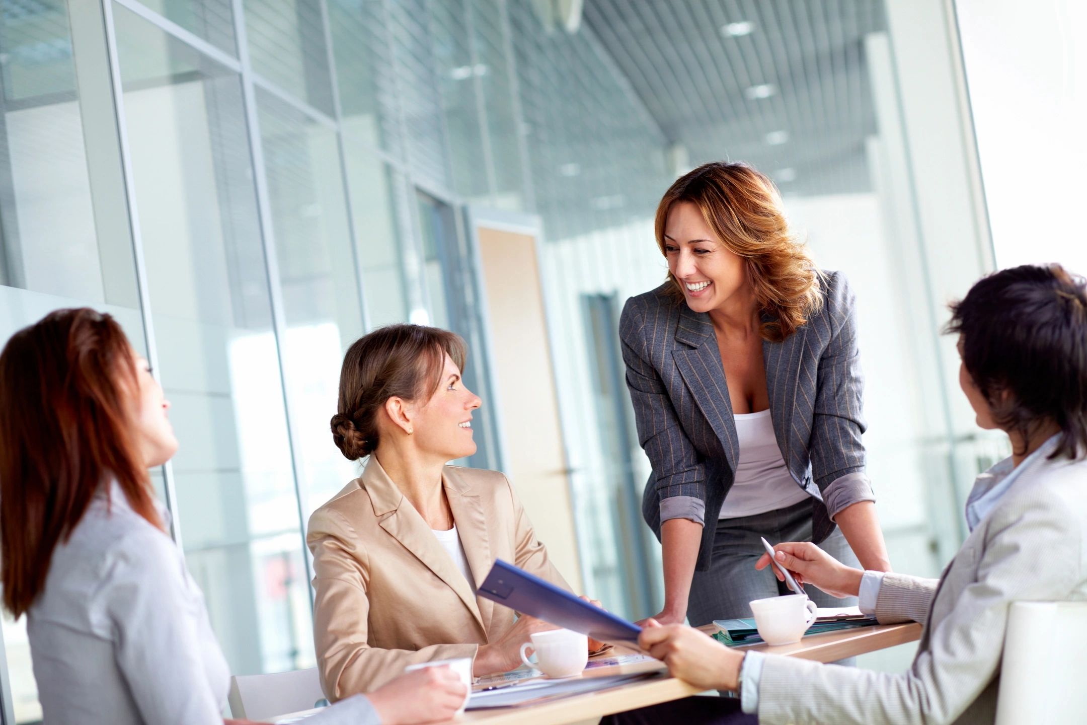 women mentor meeting