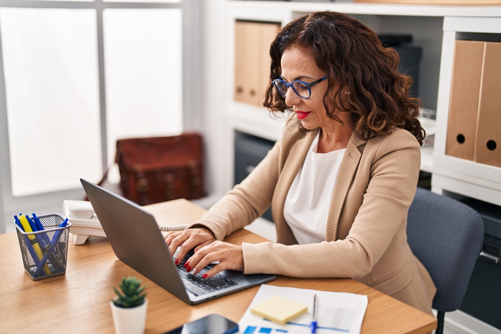 6 Professional Online Platforms to Boost Your Career Development